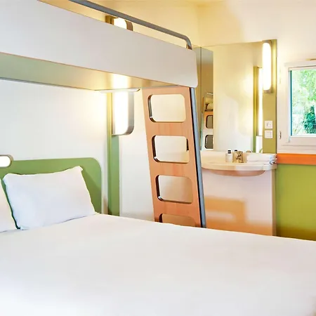 Hotel Ibis Budget Angers Parc Des Expositions 2*